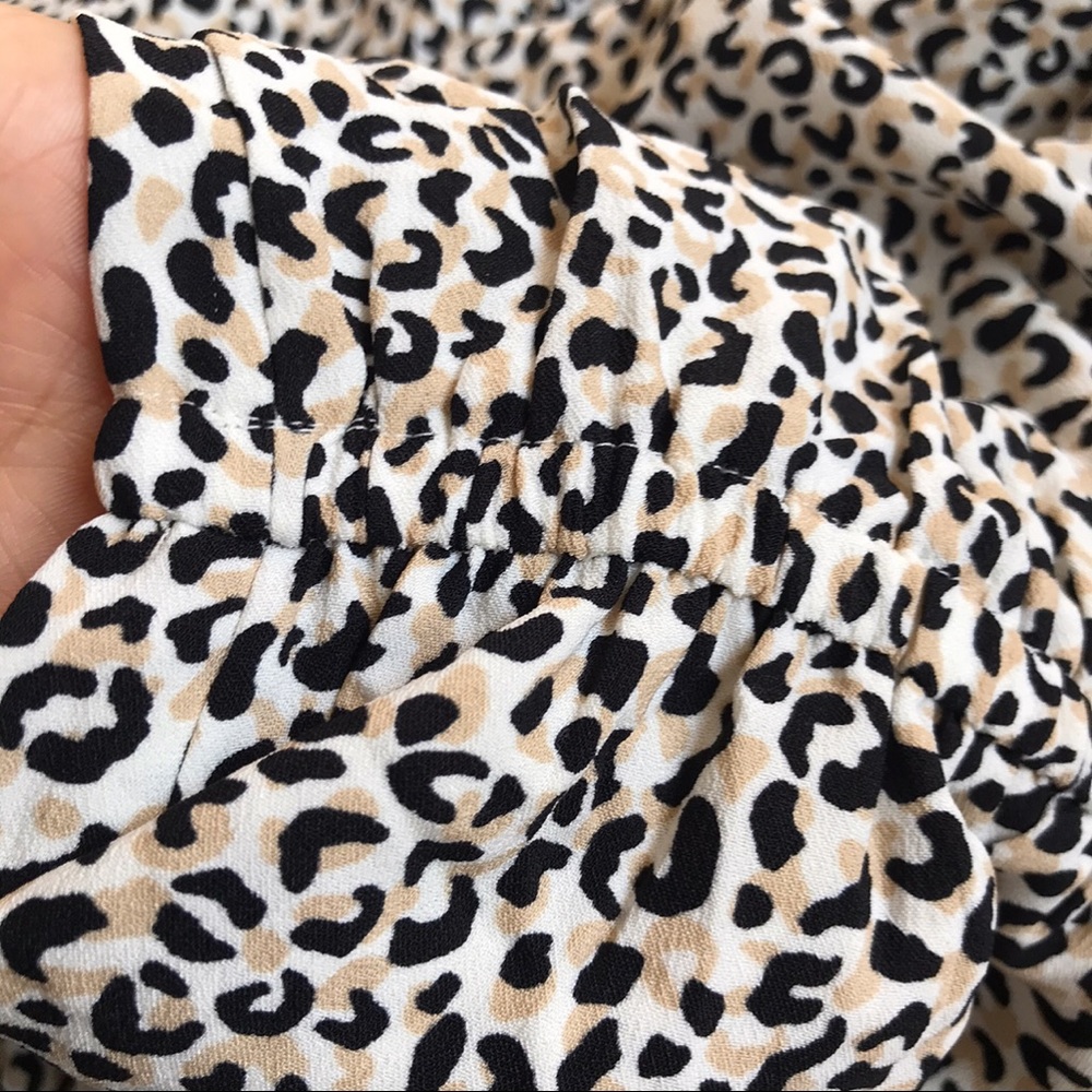 🐾 LOFT ANIMAL PRINT BLACK WHITE TAN FLOWY DRESS! - Picture 8 of 9